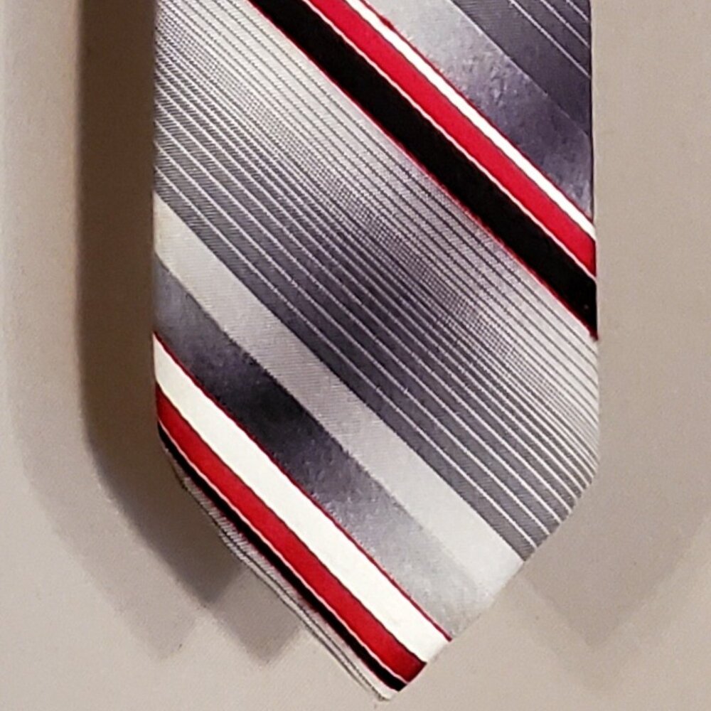 Vintage MERVYN'S MEN'S COLLECTION TIE (Grey With Multi-Color Diagonal Stripes)